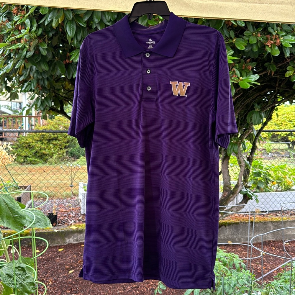 University of Washington Husky Men’s Polo Shirt. 38/40 Medium.